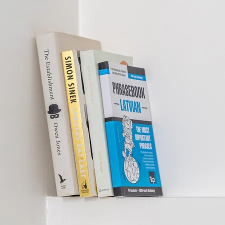 Prestigious Former Library - Perfect Location *